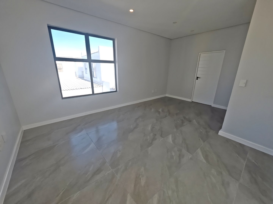 4 Bedroom Property for Sale in Sandown Western Cape